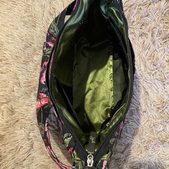 Jujube Hobobe bag and change mat “blooming romance” - Picture 11 of 12